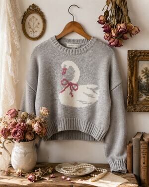 Sincerely Jules Swan Sweater Gray Cropped Knit Pullover Size Small